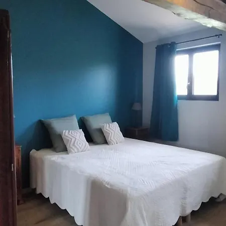 Сasa de vacaciones Les Granges D'en Naoua, Grand Avec Piscine Maubec (Tarn-et-Garonne)