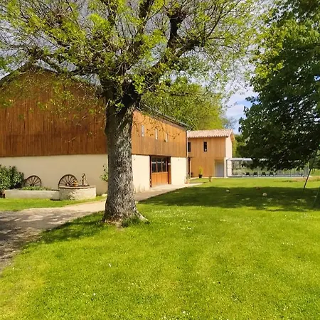 Les Granges D'en Naoua, Grand Avec Piscine * Maubec (Tarn-et-Garonne)